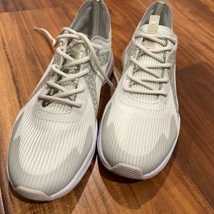 Brand new, never worn Fabletics Manhattan Air Performance Sneaker